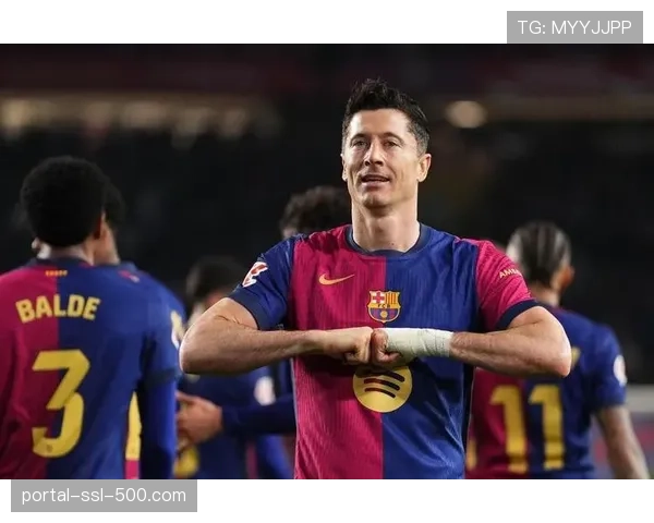 莱万绝杀进球助巴萨逆转，个人赛季进球达17粒